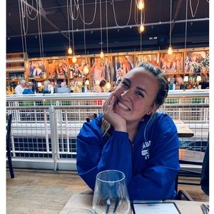 Meet your Posher, Toni